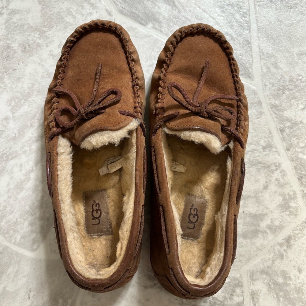 Women’s UGG Dakota wool lined suede moccasins